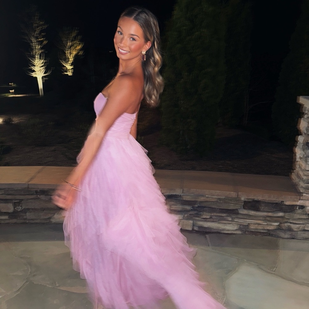 Selfie Leslie ruffle tulle gown